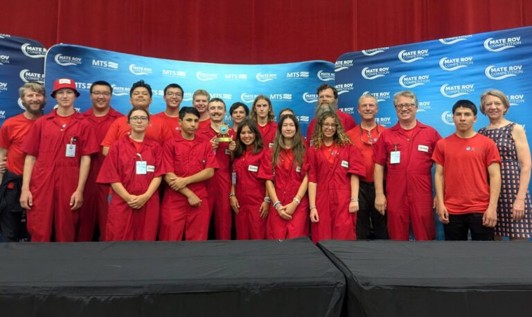Hephaestus Team Photo 2024-25